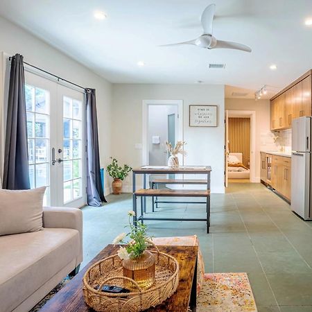 Serene 1 Bed Guest House With Patio Sleeps 6 Los Angeles Exterior foto